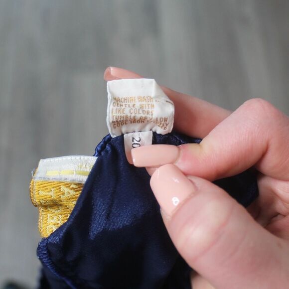 Vintage Victoria’s Secret Gold Label Stretchy Silky Shorts - Picture 5 of 10